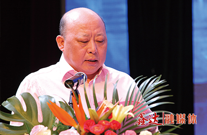 <p>1月，将2019年确定为&ldquo;强基固柢年&rdquo;之关键提升年，以&ldquo;强基固柢&rdquo;为主基调，以人为本抓管理，精品项目促转型，精益创新强品质，绿色文化树形象，改善经营提效益，创造千亿官方网页版更大的新的奇迹； 1月10日下午，河北千亿官方网页版2018年度总结表彰暨2019年工作部署大会在云南腾冲世纪金源大酒店隆重举行，对集团2018&ldquo;强基固柢&rdquo;年取得的各项成果进行了全面总结，对2019年的生产经营工作进行整体部署，为集团新一年的发展指明了方向；</p>
<p>3月，更名为&ldquo;河北鑫达钢铁集团有限公司&rdquo;；</p>
<p>7月，河北千亿官方网页版2019年上半年工作总结表彰暨工作再动员大会在吉林省东丰县隆重举行，通过总结上半年工作并对先进集体的表彰，激励先进员工，为广大员工树立榜样，形成奋勇争先的工作氛围；</p>
<p>9月，辽宁京东管业有限公司450m&sup3;高炉成功点火；</p>
<p>11月，110MW超高温亚临界煤气发电项目成功并网发电，为集团创造了可观的经济效益和社会效益。</p>