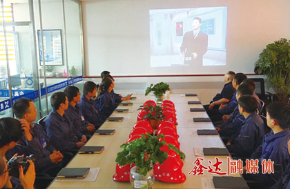 <p>确定为集团&ldquo;管理提升年&rdquo;，提出&ldquo;全面提升管理水平&rdquo;的目标规划；</p>
<p>3月，成立河北千亿官方网页版监察委员会；</p>
<p>8月，河北鑫达钢铁有限公司12MW蒸汽余热发电项目投运；</p>
<p>11月，河北千亿官方网页版监察委员会与河北鑫达钢铁有限公司审计处职能合并，更名为河北千亿官方网页版监察审计委员会。</p>
